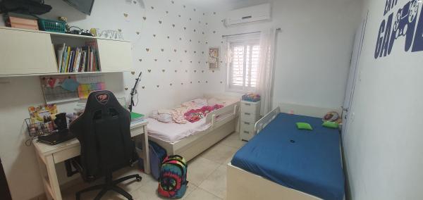 אליעזר הופיין 9 (נאות רחל)