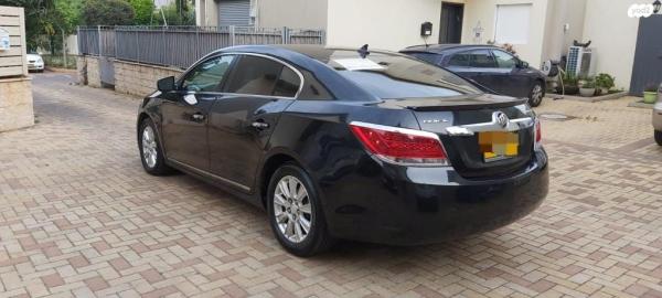 ביואיק לה קרוס (2012)