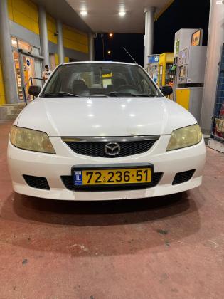 מאזדה 323 לאנטיס (2004)