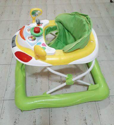 הליכון אינפנטי מתקפל, כולל מגש