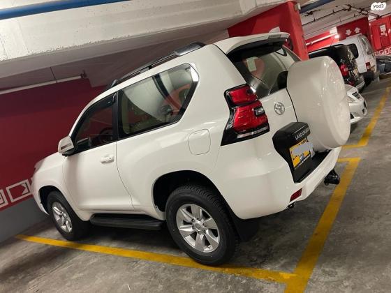 טויוטה לנד קרוזר קצר (2022)