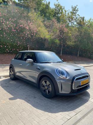 מיני קופר (2022)