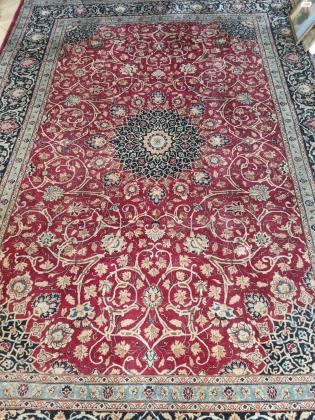 שטיח פרסי מקורי למכירה בעקבות מעבר דירה