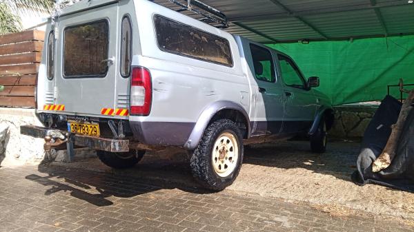 ניסאן ווינר 4X4 (1999)