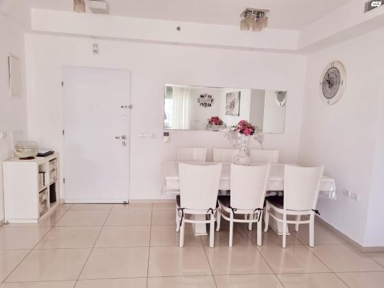 דגניה 12 (שדרת המגדלים ח-501)