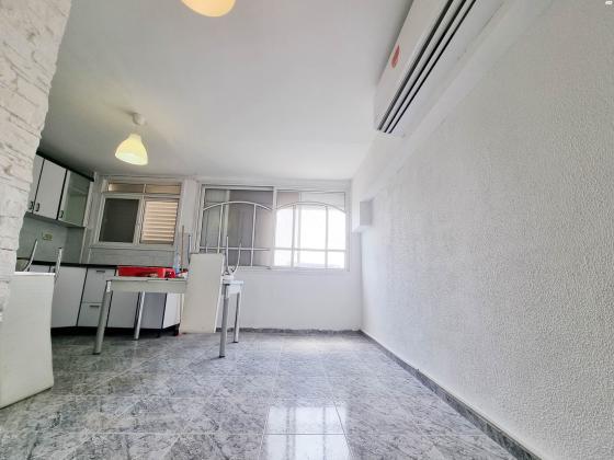 שמעון בר גיורא 26 (שכונה ד)