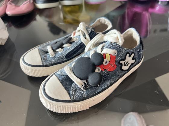 נעלי מיקי מאוס חדשות מידה