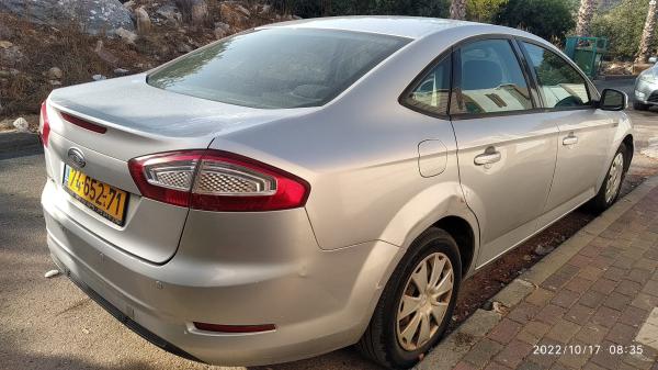 פורד מונדאו (2011)