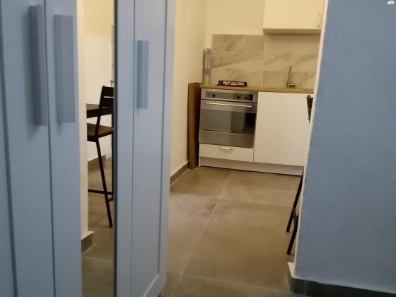 כיכר הקניזי 15 (שכונה ד)