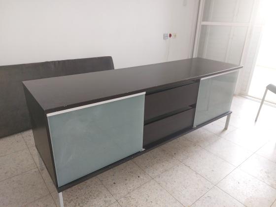 שידת טלוויזיה של איקאה ikea