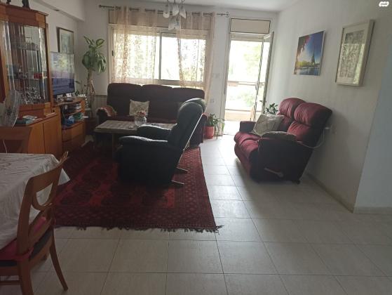 יעקב סימן טוב 4 (בית הכרם)