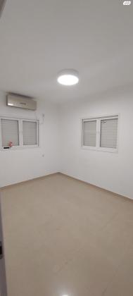 נתן רפפורט 4 (קרול)