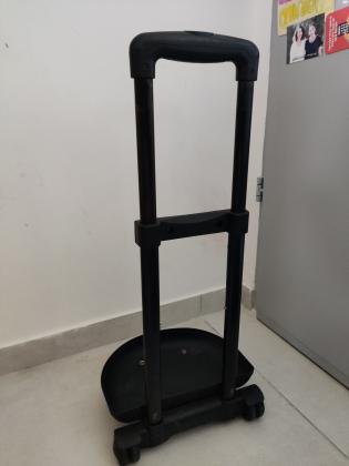 עגלה לתיק בית בפר, חברת מודן, יש תיק גם