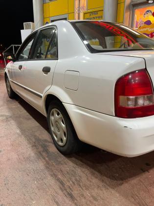 מאזדה 323 לאנטיס (2004)