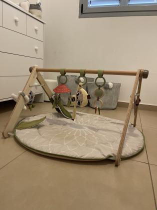 אוניברסיטה טייני לאב בוהו שיק משולב עץ