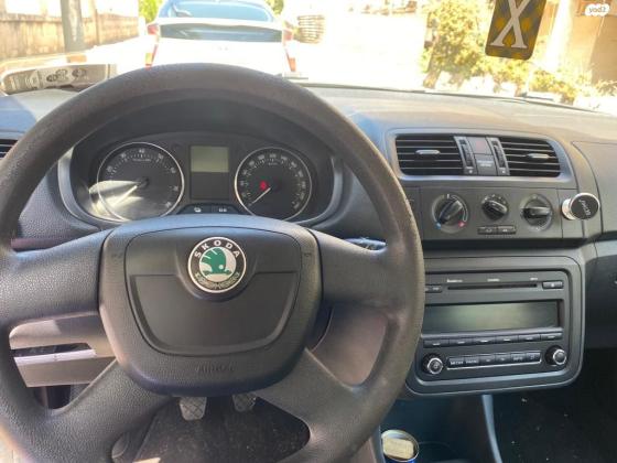 סקודה פאביה (2012)