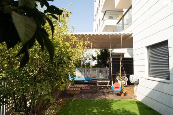 שדרות בן גוריון 17 (פסגות אפק)