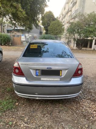 פורד מונדאו (2006)