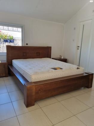 חדר שינה קומפלט מעץ מלא