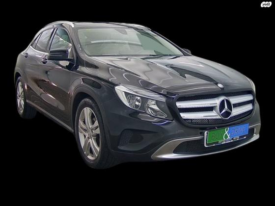 מרצדס GLA (2016)