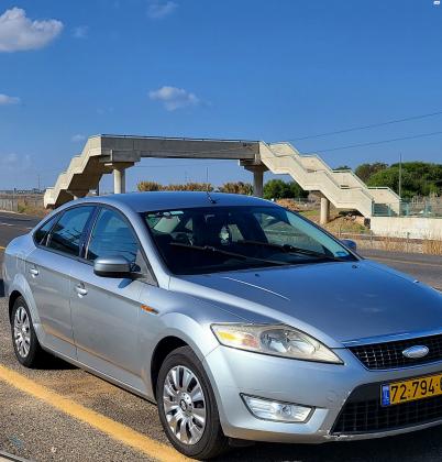 פורד מונדאו (2008)