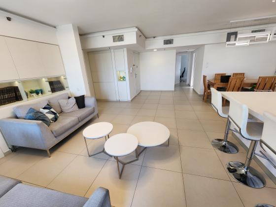 הרב ישעיהו משורר 22 (הדר גנים;גני הדר)