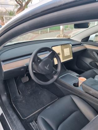 טסלה מודל 3 (2021)