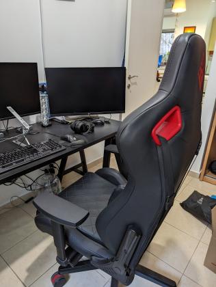כיסא גיימינג HP Omen