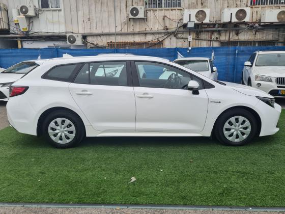 טויוטה קורולה TS סטיישן (2019)