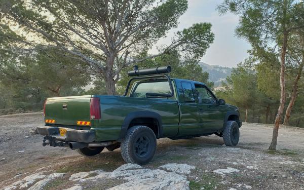 שברולט נוואדה (1999)