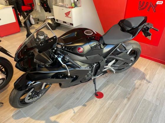 הונדה CBR1000RR (2021)