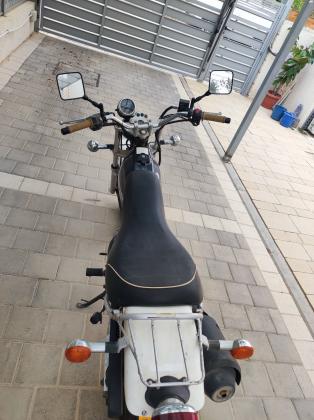 סוזוקי RV125 ואן-ואן (2008)