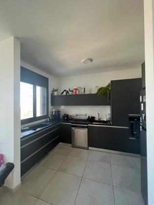 ז'בוטינסקי 105 (שכונת הגפן)