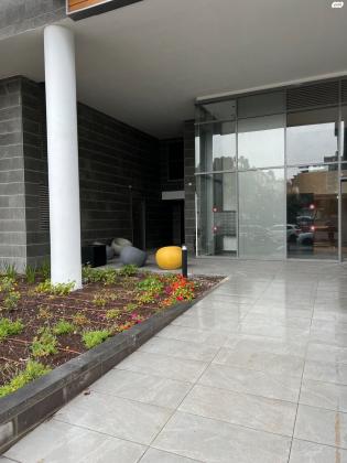 צבי מנדלבלט 3 (מרכז)