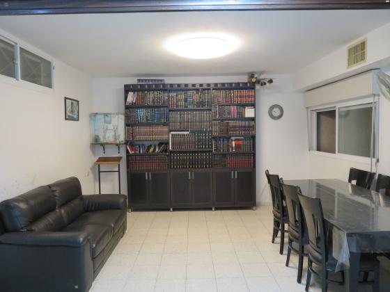 אור החיים 1 (קרית ספר)