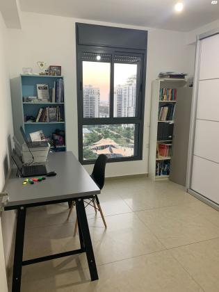 אפרים קציר 15 (מתחם 1200)