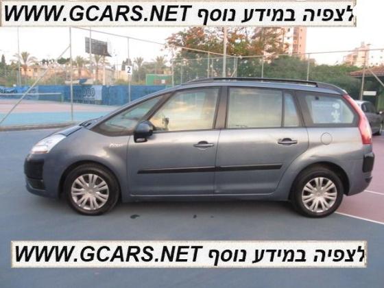סיטרואן C4 פיקאסו (2008)