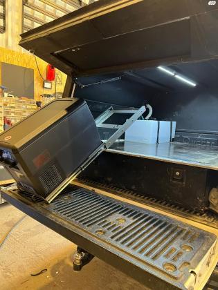 טויוטה היילקס ויגו 4X4 (2010)