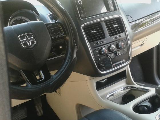 דודג' גראנד קראוון (2018)