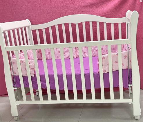 מיטת תינוק מהממת כולל מזרון