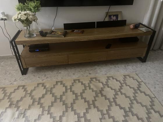 סלון עור איטלקי פינתי +שולחן