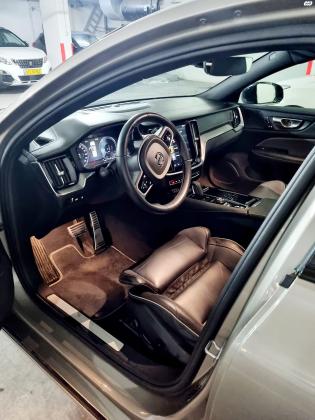וולוו S60 (2021)