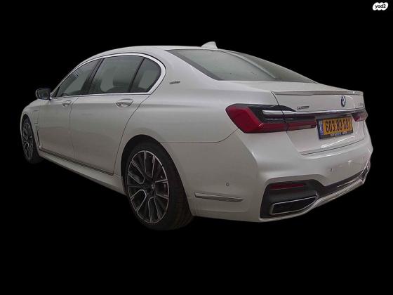 ב.מ.וו סדרה 7 (2020)