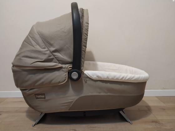 עגלת פג פרגו עם טיולון,