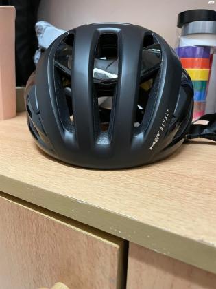 למכירה קסדה met rivale mips