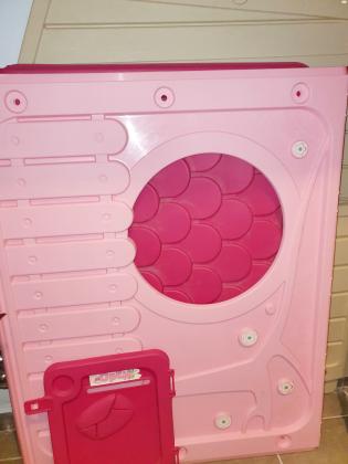 בית פלסטיק לחצר או למרפסת,