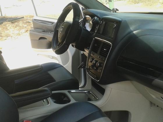 דודג' גראנד קראוון (2018)