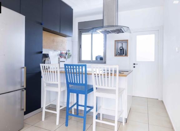 עוזי חיטמן 23 (קרית האמנים)