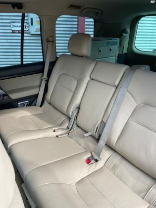 טויוטה לנד קרוזר V8 (2008)