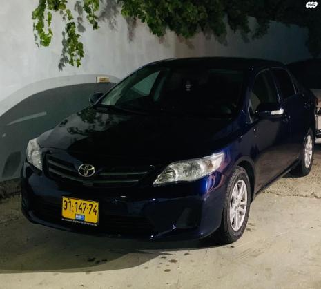 טויוטה קורולה (2011)